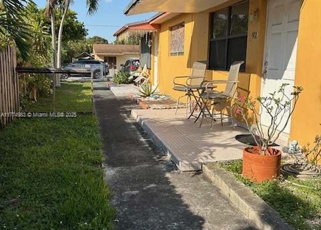 Property at 92 E 15th St, Hialeah, FL 33010, 2 beds, 1 bath