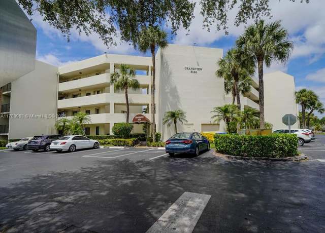 Property at 3138 Via Poinciana #105, Lake Worth, FL 33467, 2 beds, 2 baths