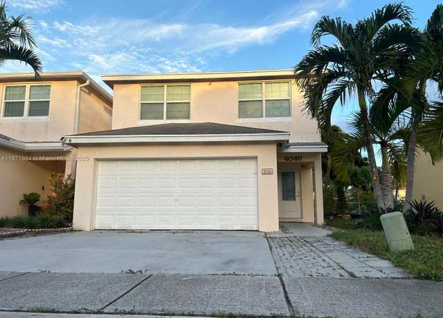 Property at 4046 Eastridge Dr, Deerfield Beach, FL 33064, 3 beds, 2.5 baths