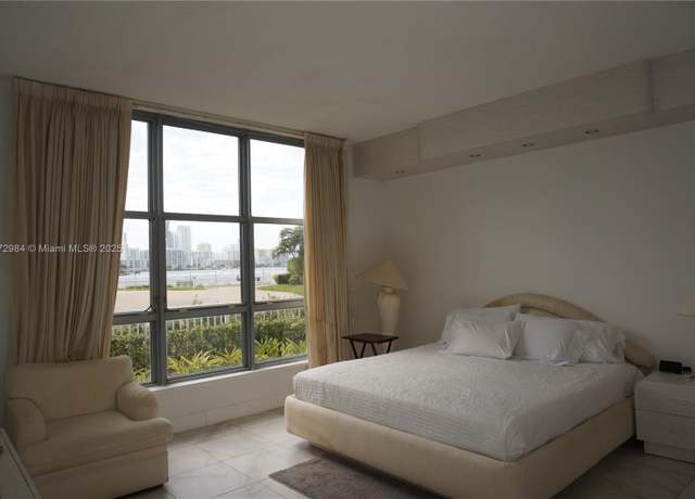 Property at 19101 NE 36th Ct #108, Aventura, FL 33180, 2 beds, 2 baths