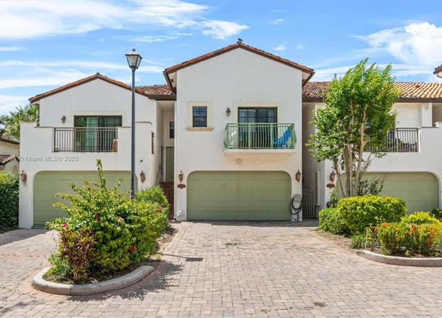 Property at 2924 Hidden Harbour Ct, Dania Beach, FL 33312, 3 beds, 2.5 baths