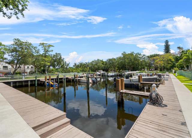 Property at 2924 Hidden Harbour Ct, Dania Beach, FL 33312, 3 beds, 2.5 baths
