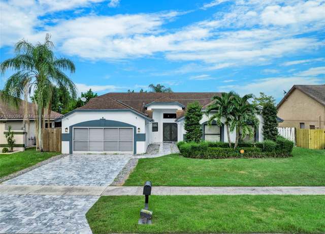 Property at 5260 NW 74th Ter, Lauderhill, FL 33319, 5 beds, 3 baths