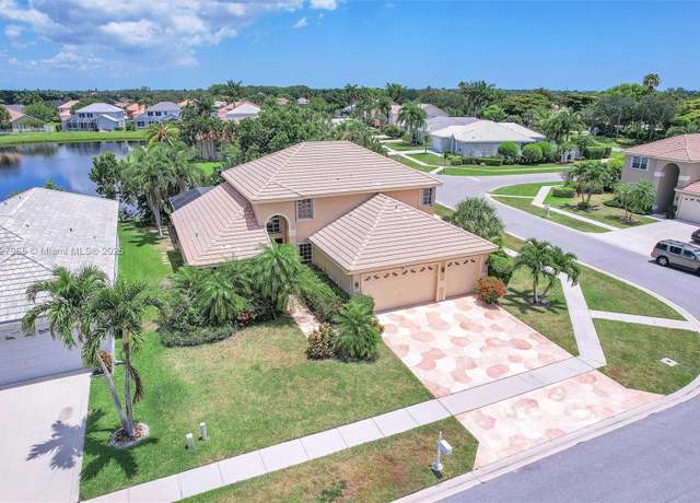 Property at 6201 Floridian Cir, Lake Worth, FL 33463, 5 beds, 3 baths