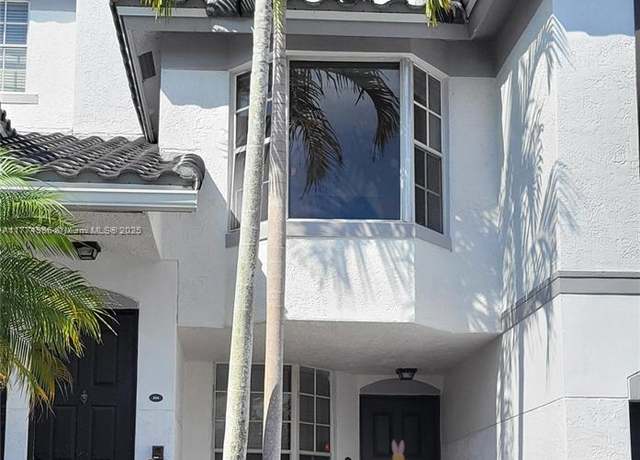 Property at 715 SW 148th Ave #604, Sunrise, FL 33325, 2 beds, 3 baths