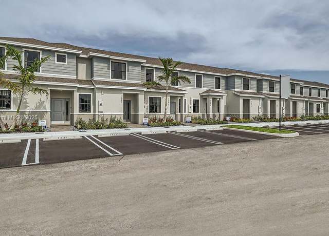 Property at 1443 NE 3rd Ave, Florida City, FL 33034, 3 beds, 2.5 baths