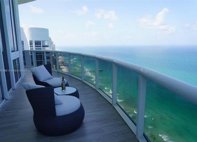 Property at 15901 Collins Ave #4301, Sunny Isles Beach, FL 33160, 3 beds, 3.5 baths