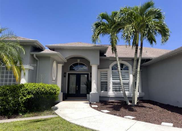 Property at 6960 NW Denargo St, Port St Lucie, FL 34983, 3 beds, 2.5 baths