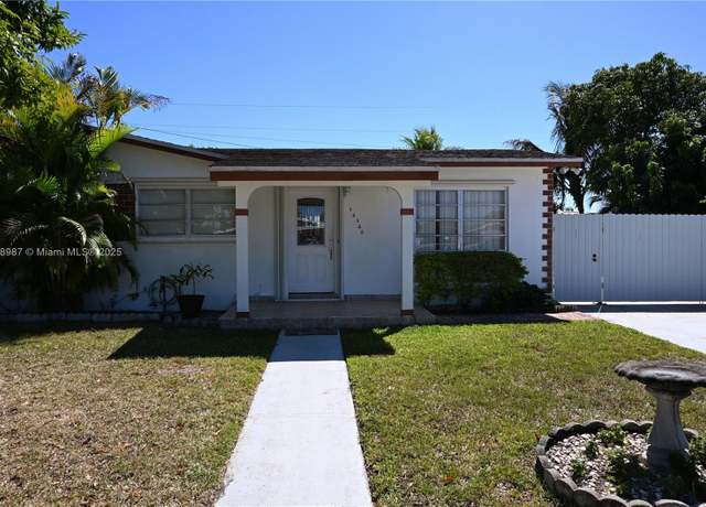Property at 12320 SW 191st Ter, Miami, FL 33177, 3 beds, 2 baths