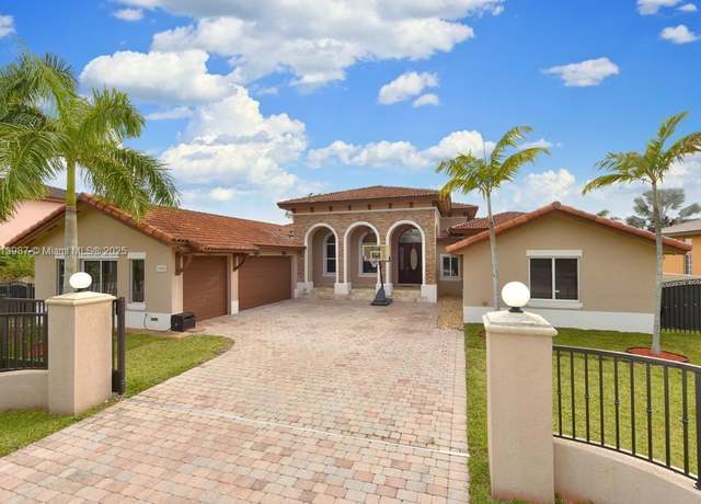 Property at 19686 SW 130th Ave Rd, Miami, FL 33177, 5 beds, 4 baths
