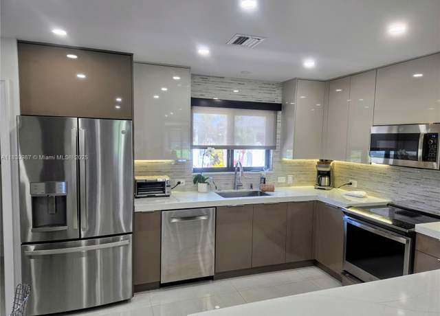 Property at 15846 Loch Maree Ln #2904, Delray Beach, FL 33446, 2 beds, 2 baths