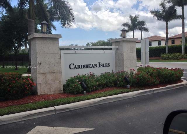 Property at 375 NE 26th Ave #101, Homestead, FL 33033, 3 beds, 2 baths