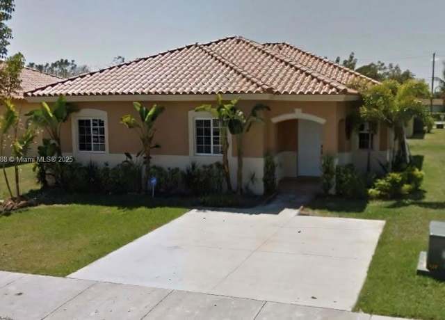 Property at 19084 SW 319th St, Homestead, FL 33030, 4 beds, 2 baths