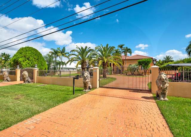 Property at 175 SW 132nd Ave, Miami, FL 33184, 5 beds, 4 baths