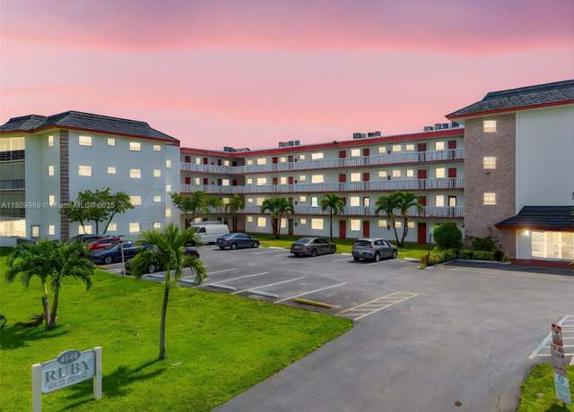 Property at 4140 NW 44th Ave #114, Lauderdale Lakes, FL 33319, 2 beds, 2 baths