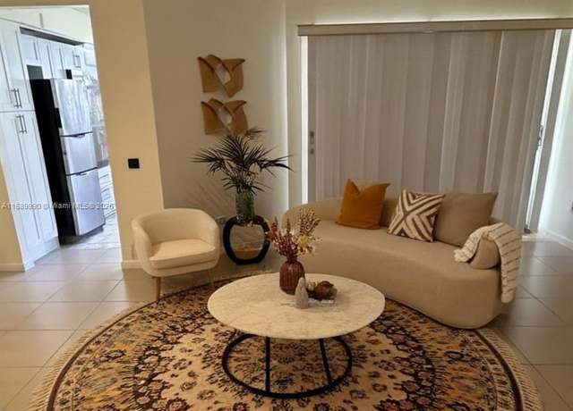 Property at 2049 SE 26th Ln #106, Homestead, FL 33035, 3 beds, 2 baths