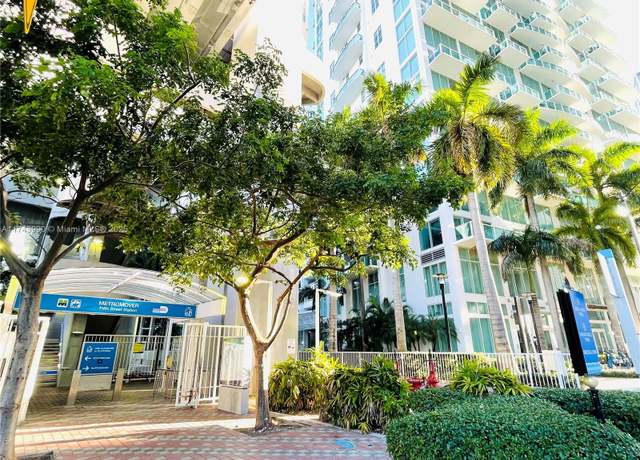 Property at 41 SE 5th St #808, Miami, FL 33131, 2 beds, 2 baths