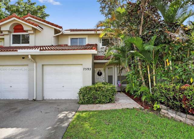 Property at 7592 S Pinewalk Dr S #164, Margate, FL 33063, 4 beds, 2 baths