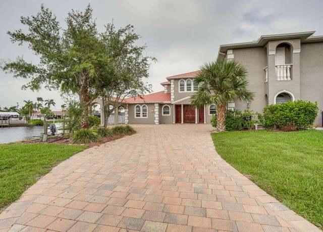 Property at 1759 SE 46th St, Cape Coral, FL 33904, 6 beds, 3.5 baths