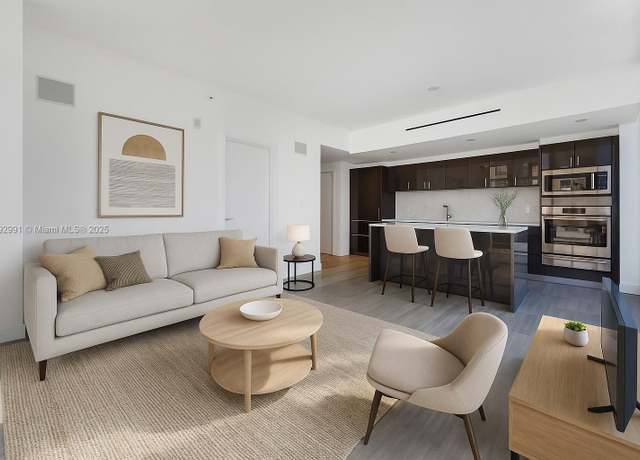 Property at 1451 Brickell Ave #2706, Miami, FL 33131, 1 bed, 1.5 baths