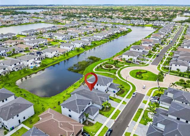 Property at 4538 SW 173rd Ave, Miramar, FL 33029, 4 beds, 3 baths