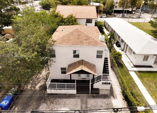 Property at 1922 NW 1st St, Miami, FL 33125, 11 beds, 10 baths