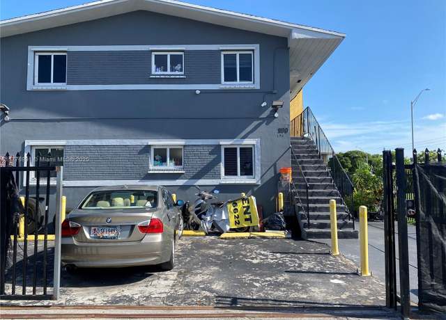 Property at 1190 NW 65 St, Miami, FL 33150, 20 beds, 10 baths