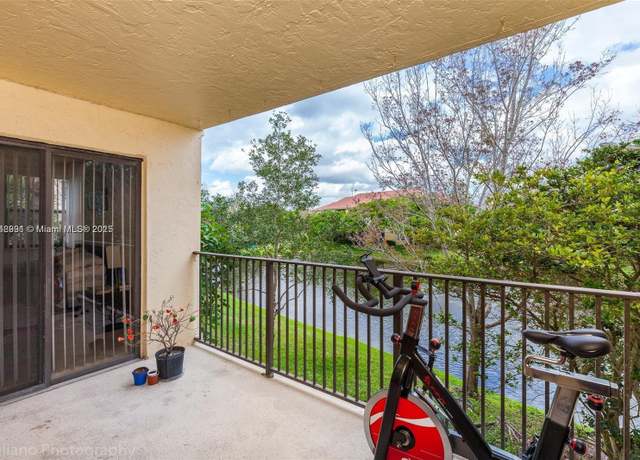 Property at 10161 W Sunrise Blvd #202, Plantation, FL 33322, 2 beds, 2 baths