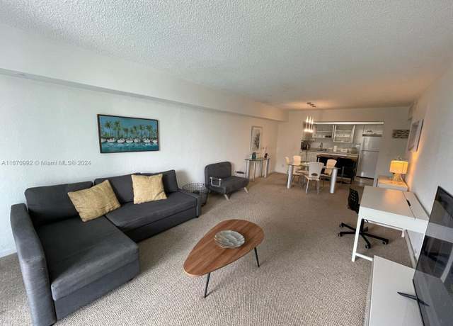 Property at 19370 Collins Ave #222, Sunny Isles Beach, FL 33160, 1 bed, 1.5 baths