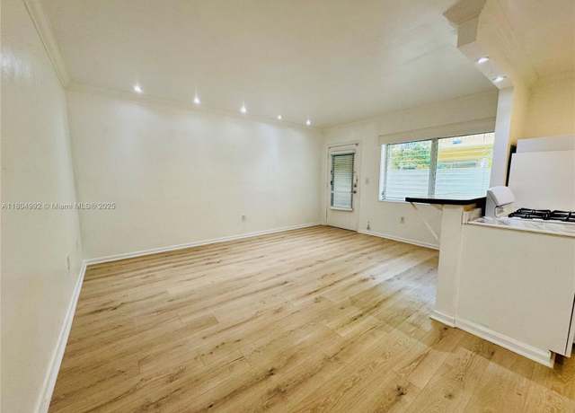 Property at 65 Washington Ave #3, Miami Beach, FL 33139, 1 bed, 1 bath