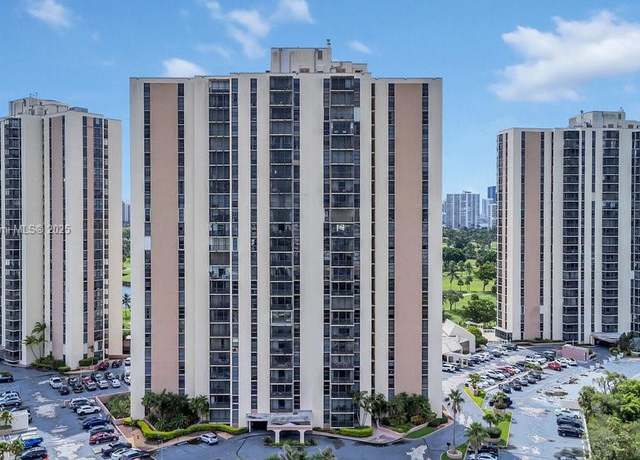 Property at 20301 W Country Club Dr #1421, Aventura, FL 33180, 1 bed, 1.5 baths