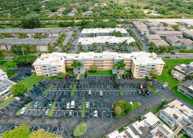 Property at 7410 SW 82nd St Unit K302, Miami, FL 33143, 3 beds, 2 baths