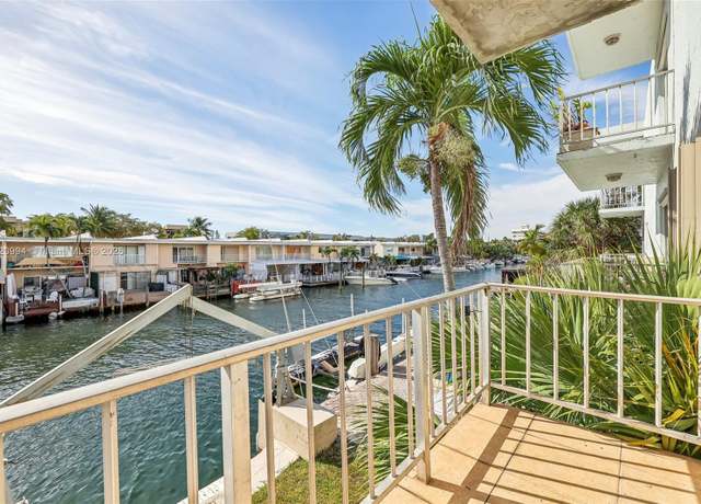 Property at 3862 NE 171st St Unit E, North Miami Beach, FL 33160, 2 beds, 2.5 baths