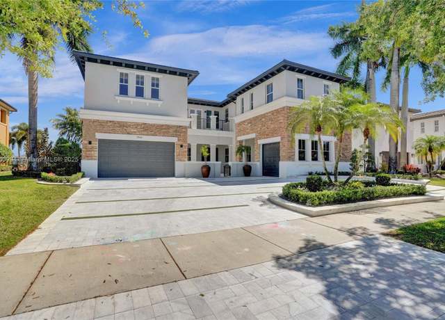 Property at 7944 NW 111th Way, Parkland, FL 33076, 7 beds, 5.5 baths