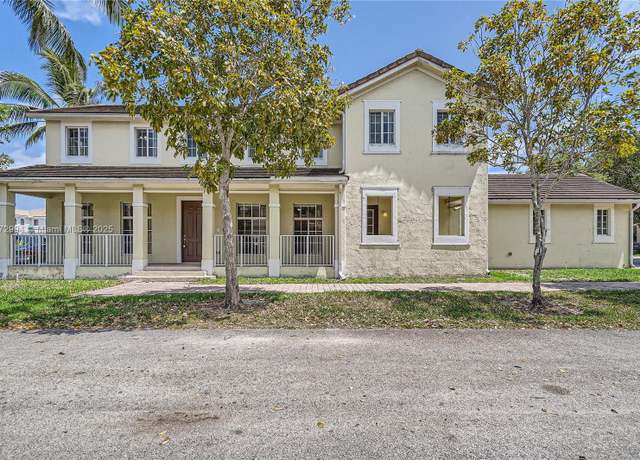 Property at 13932 SW 278th Ln, Homestead, FL 33032, 3 beds, 2 baths