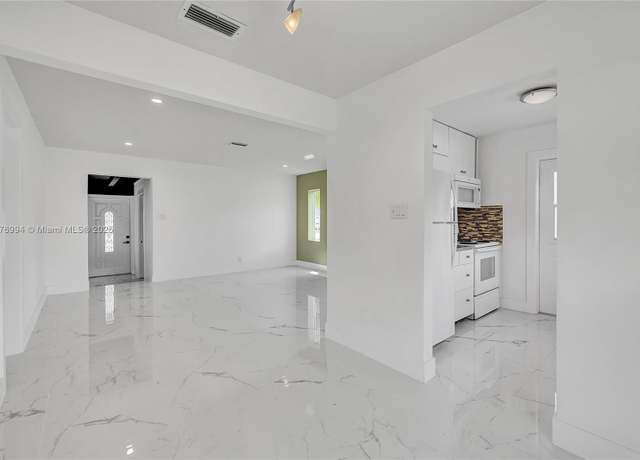 Property at Undisclosed address, Hollywood, FL 33020, 4 beds, 2 baths