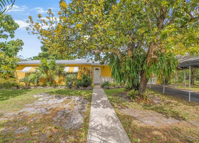 Property at 29265 SW 167th Ave, Homestead, FL 33030, 3 beds, 2 baths