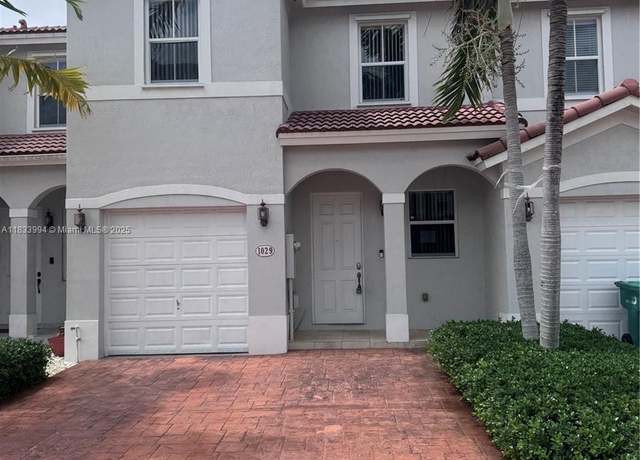 Property at 1029 NE 207th Ter, Miami, FL 33179, 3 beds, 2.5 baths