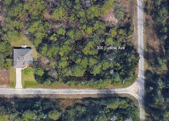 Property at 300 Ludlow Ave, Lehigh Acres, FL 33972