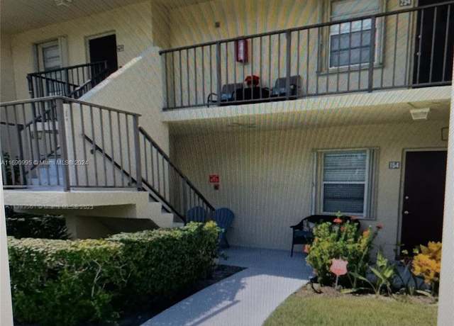 Property at 154 Lake Meryl Dr #254, West Palm Beach, FL 33411, 2 beds, 2 baths