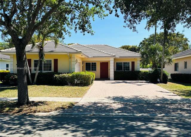 Property at 612 NW 17th Ave, Pompano Beach, FL 33069, 3 beds, 2 baths