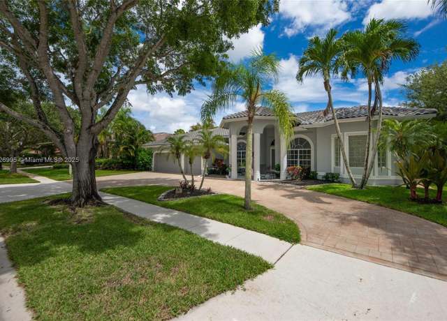 Property at 6518 NW 72nd Pl, Parkland, FL 33067, 4 beds, 3 baths