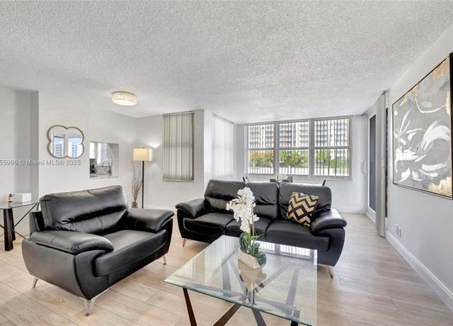 Property at 3015 N Ocean Blvd Unit 6A, Fort Lauderdale, FL 33308, 2 beds, 2 baths