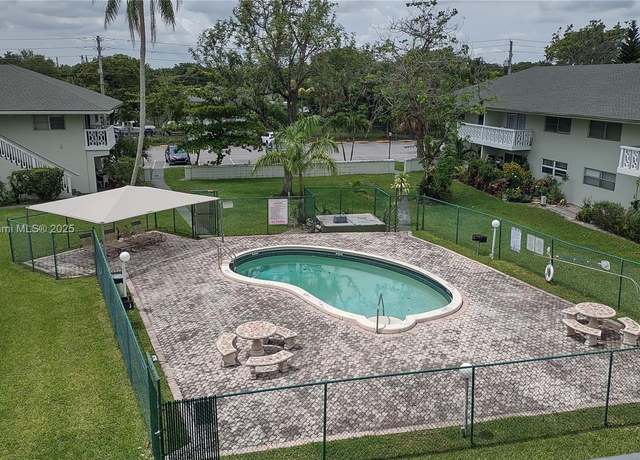 Property at 4200 NW 3rd Ct #333, Plantation, FL 33317, 2 beds, 1 bath