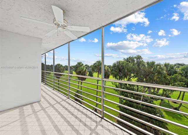 Property at 806 Cypress Grove Ln #412, Pompano Beach, FL 33069, 3 beds, 2 baths