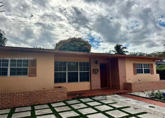 Property at 1020 NE 179th St, North Miami Beach, FL 33162, 3 beds, 2 baths