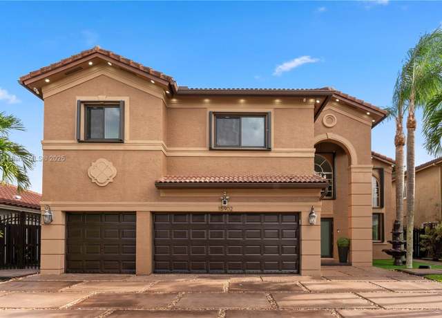 Property at 15902 SW 141st St, Miami, FL 33196, 6 beds, 3 baths