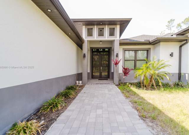 Property at 398 35th Ave NW, Naples, FL 34120, 3 beds, 2 baths