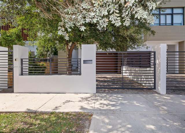 Property at 3243 Percival Ave #3243, Miami, FL 33133, 3 beds, 3.5 baths