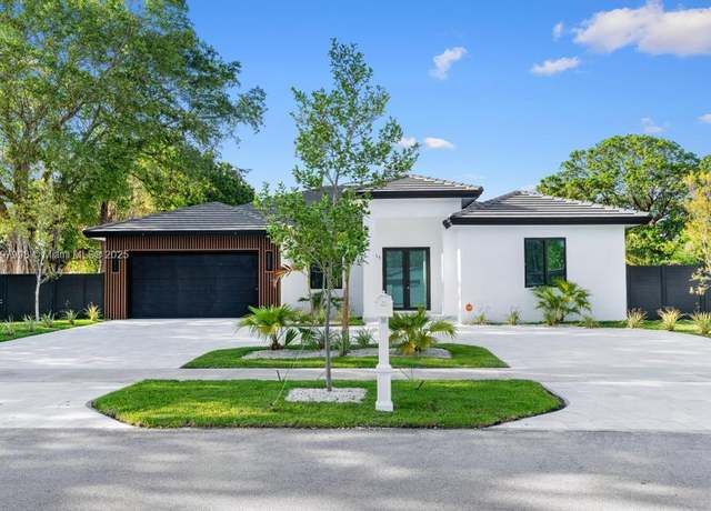 Property at 12755 SW 193rd Ter, Miami, FL 33177, 5 beds, 3 baths